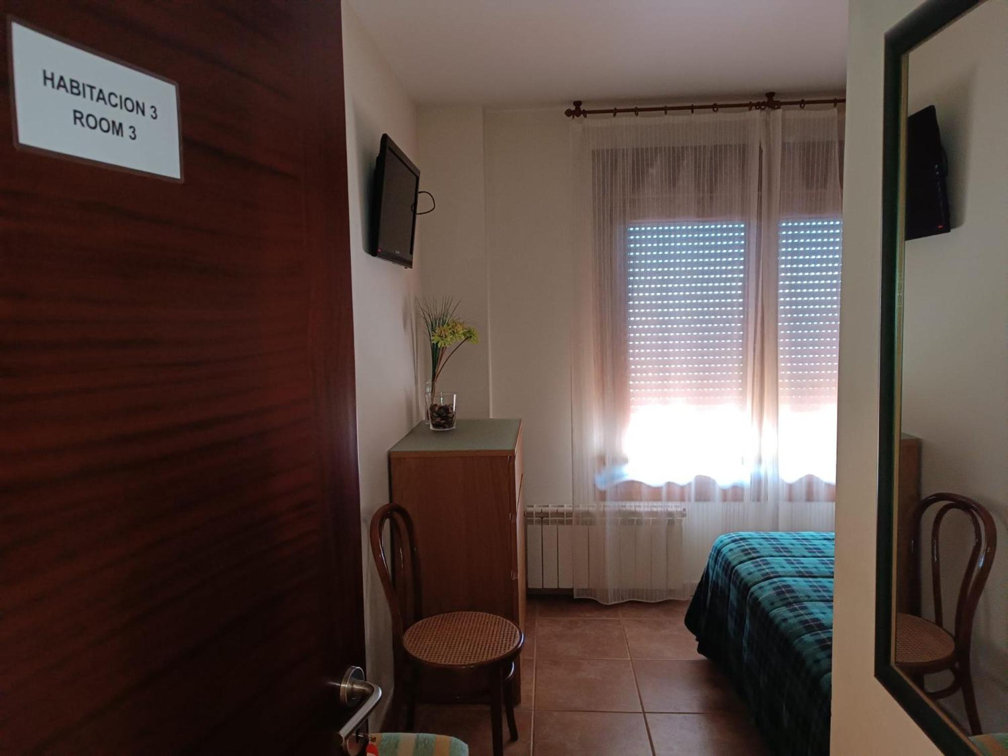 Rooms Peregrinos B Casa Alicia Rosal 外观 照片